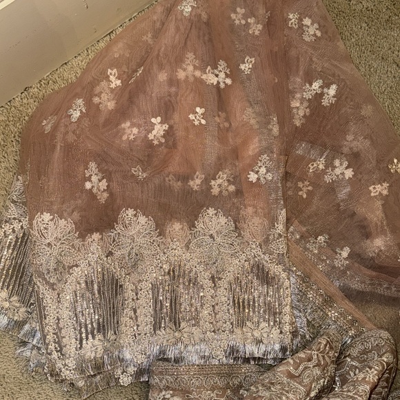 Pakistani baroque long dress - 2 piece NEW - Picture 3 of 5